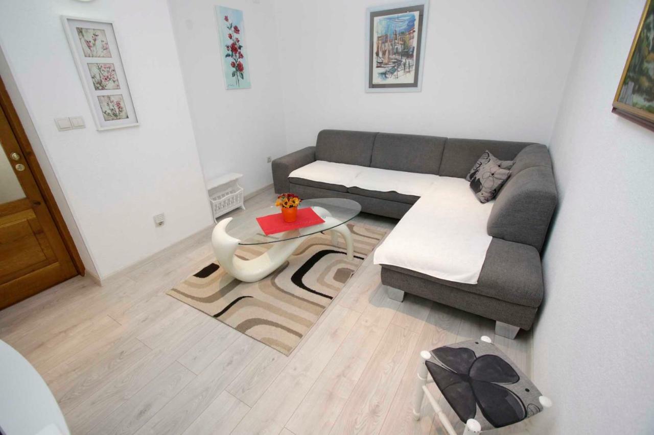 Apartmani Ivona & Ivo Makarska Exterior photo