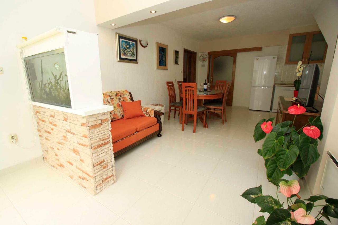 Apartmani Ivona & Ivo Makarska Exterior photo