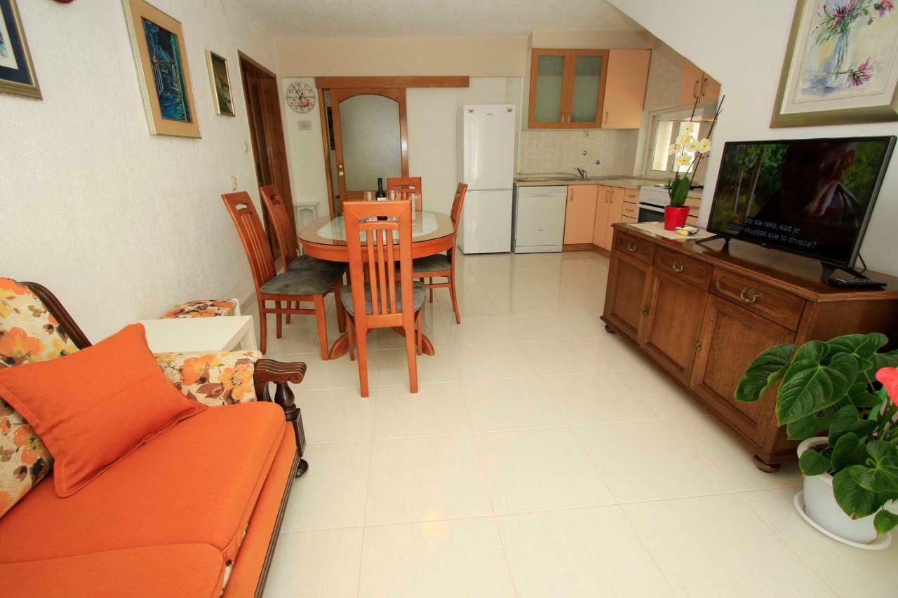Apartmani Ivona & Ivo Makarska Exterior photo