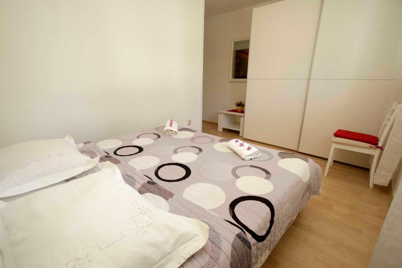 Apartmani Ivona & Ivo Makarska Exterior photo